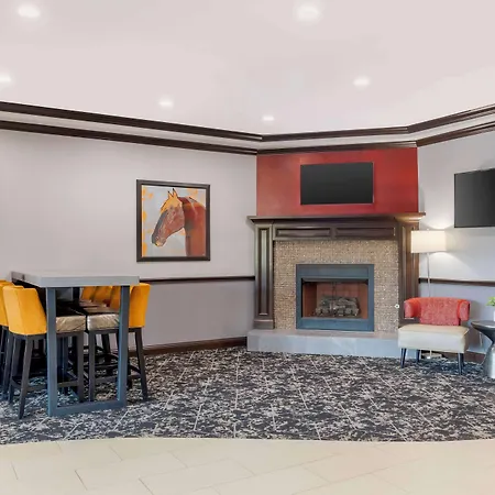 Best Western Carthage Inn & Suites-2