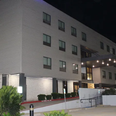 Baymont By Wyndham Columbus-2
