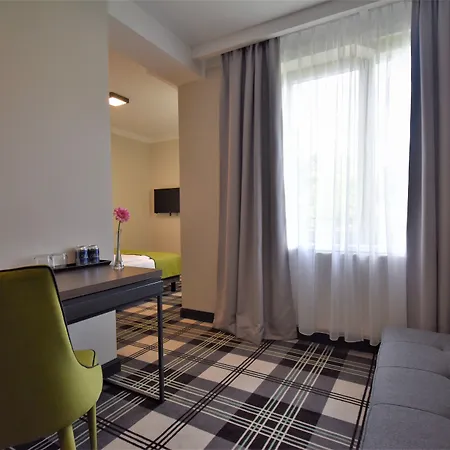 Hotel Impresja-3