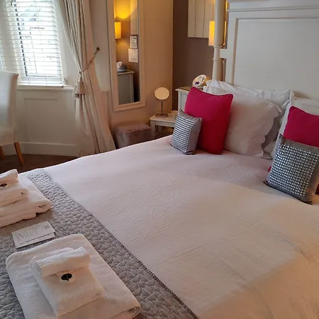 The Bath House Boutique B&B - IN-ROOM Breakfast - FREE parking-2