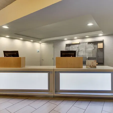 Holiday Inn Express Pittston - Scranton Airport By Ihg-3