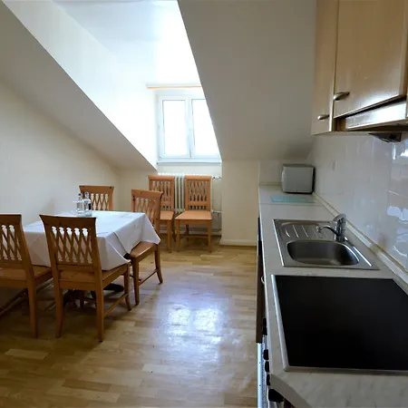 Hotel am Kochbrunnen-3