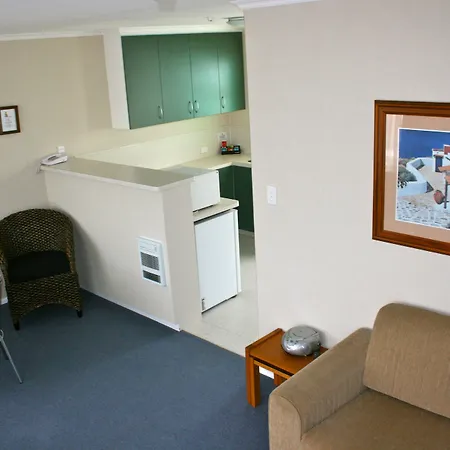 Amber Court Motel-3