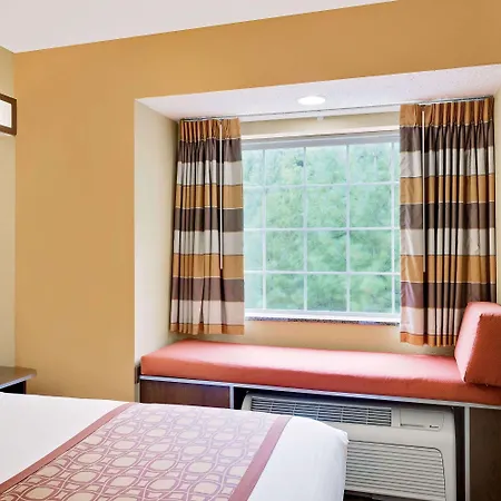 Microtel Inn & Suites By Wyndham Princeton-2