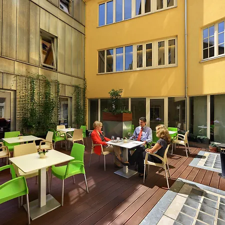 Hotel Clement-2