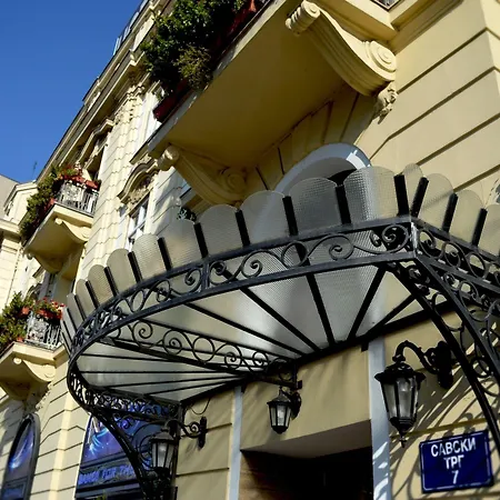 Belgrade City Hotel-3