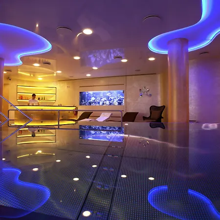 Hotel Ambiente Wellness & Spa-3