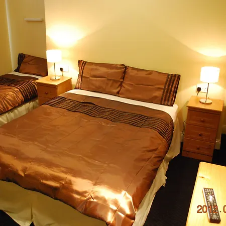 Parkway Guesthouse-2