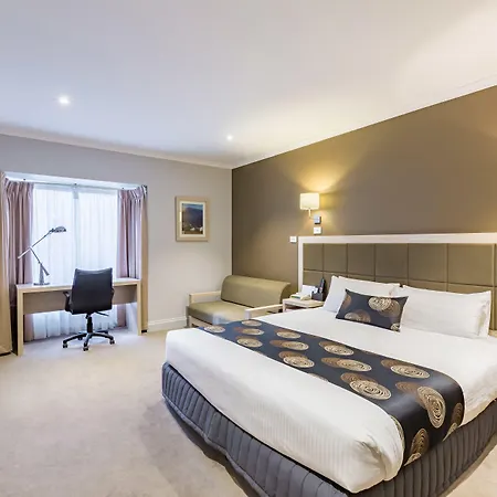 The Waverley International Hotel-3
