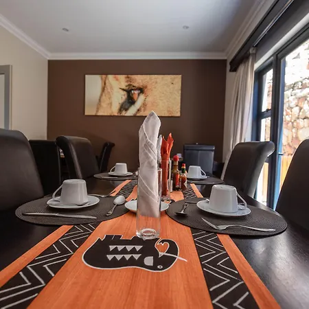 Simon'S Town Guest House-3