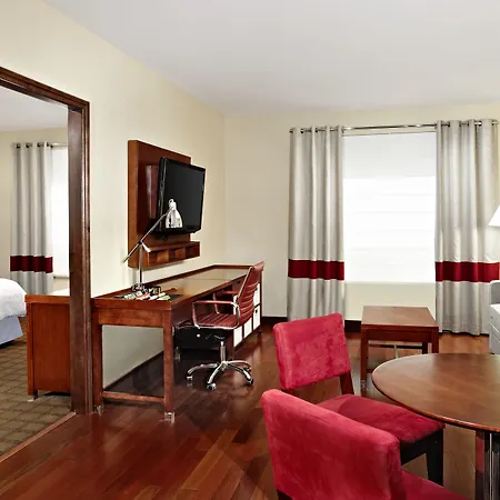 Four Points By Sheraton Calgary Airport-3