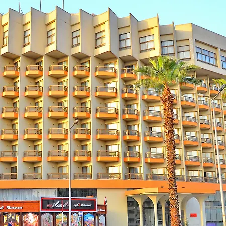 Aracan Pyramid Hotel-2