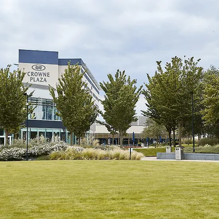 Crowne Plaza Reading-3