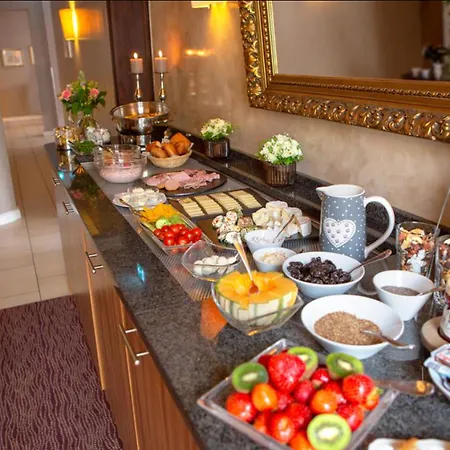 Comfort Hotel Tom Kyle-3