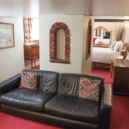 The Kings Arms Inn-2