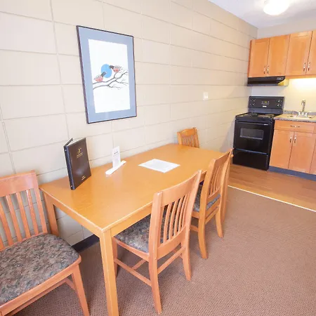 Neighbourhood Inn Hotels In Bonnyville-2
