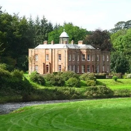 Warwick Hall-2