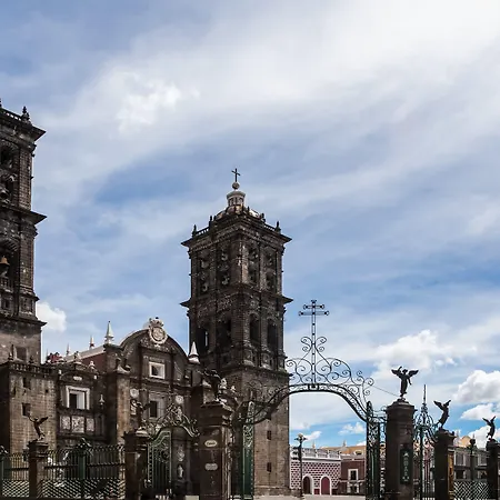 One Puebla Finsa-2