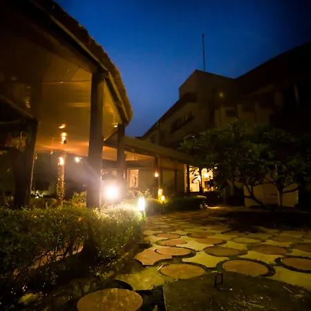 Hotel Bon Voyage-3