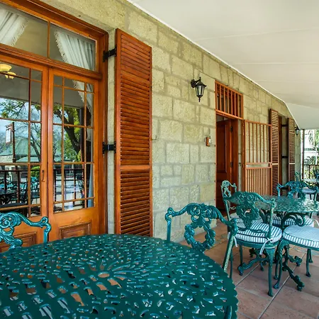 88 Baron Van Reede Guesthouse-2