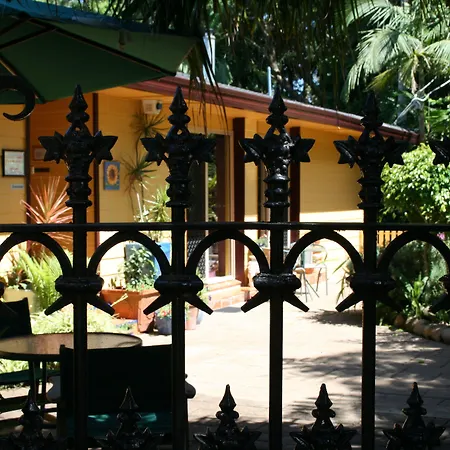 Avocado Sunset Bed & Breakfast-3