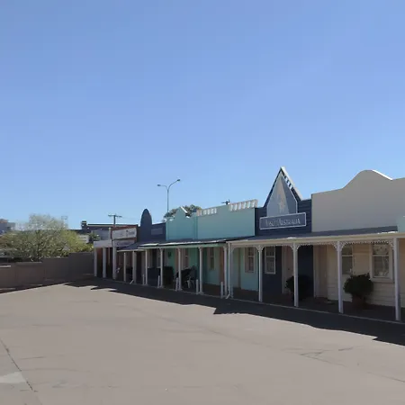 Burke & Wills Mt Isa-2
