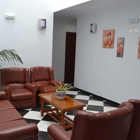 Hotel Oasis-2