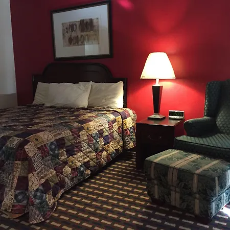Parkway Inn-3