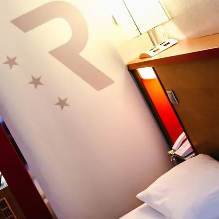 Royal Park Boutique Hotel-3