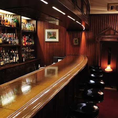Hilltop Hotel-3