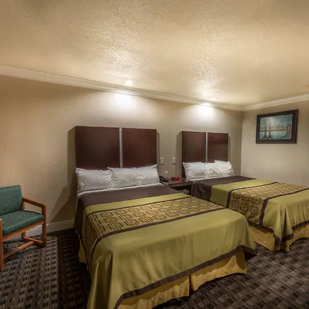 Edge Water Inn-2