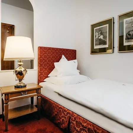 Gebhards Hotel-3