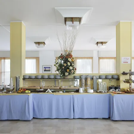 Hotel Continental Fano-3