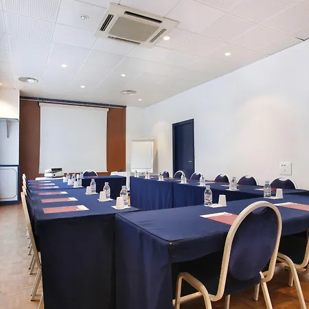 Kyriad Direct Rennes Ouest-3