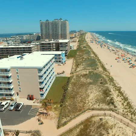 Sealoft Oceanfront Hotel-2