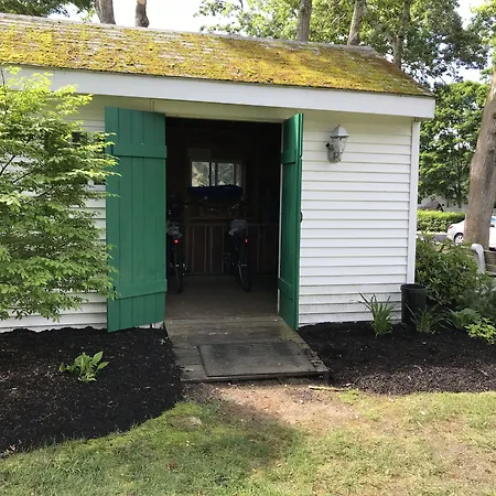 Falmouth Heights Motor Lodge-3