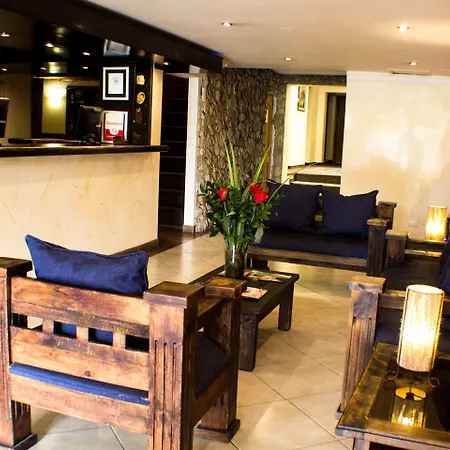 Hotel Charlies Place-2