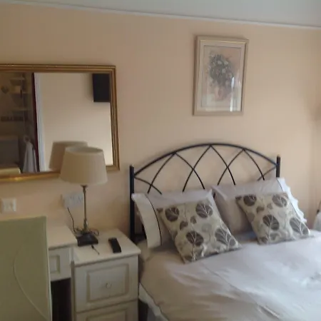 Shawlee Cottage-2