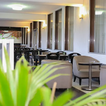 Apparthotel Ivotel Abidjan-2