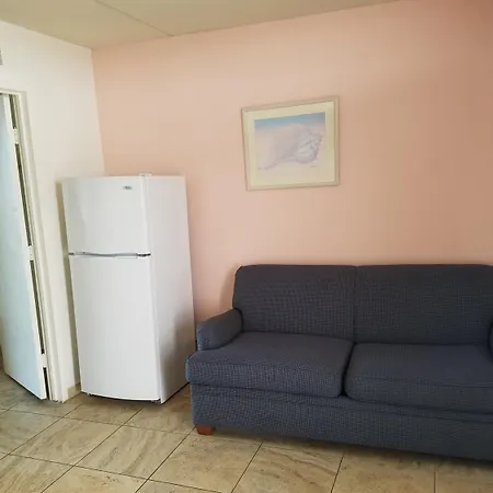 Beach Terrace Motor Inn-3