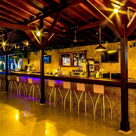 Julian Club Hotel-2