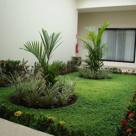 Hotel Contempo-2
