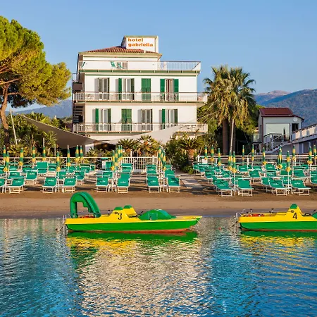 Hotel Gabriella-2