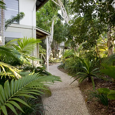 The Retreat Beach Houses-3
