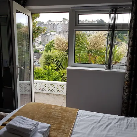 Barclay Court Guest House-3