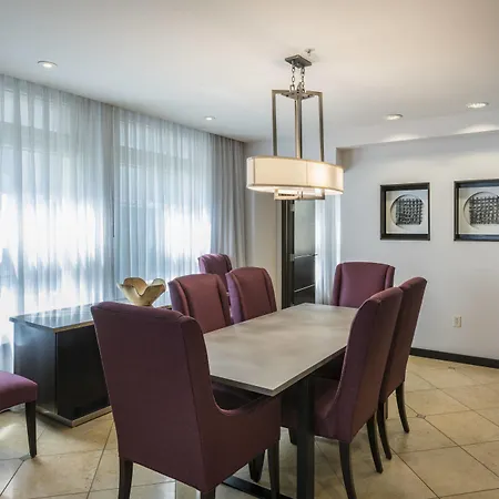 Courtyard By Marriott Tulsa Downtown-3