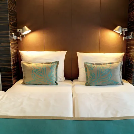 Motel One Hamburg Am Michel-3