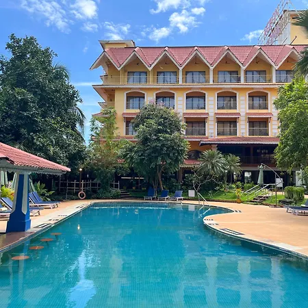 Acron Candolim Regina-3