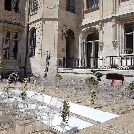 Hotel De Bourgtheroulde, Autograph Collection-3