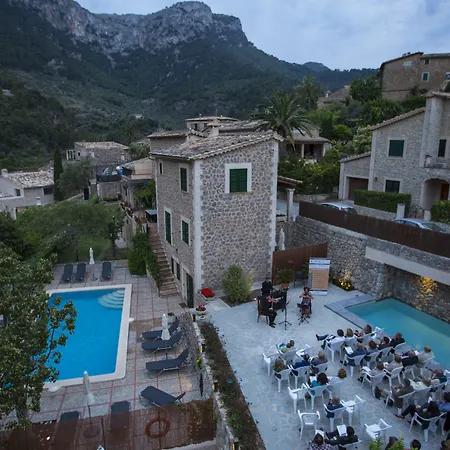Hotel Y Apartamentos Des Puig-2